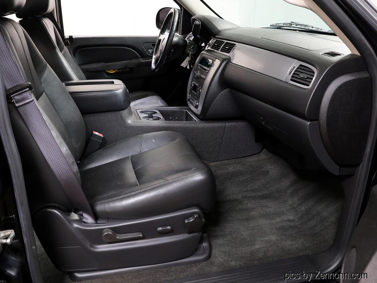 Chevrolet Avalanche  2013