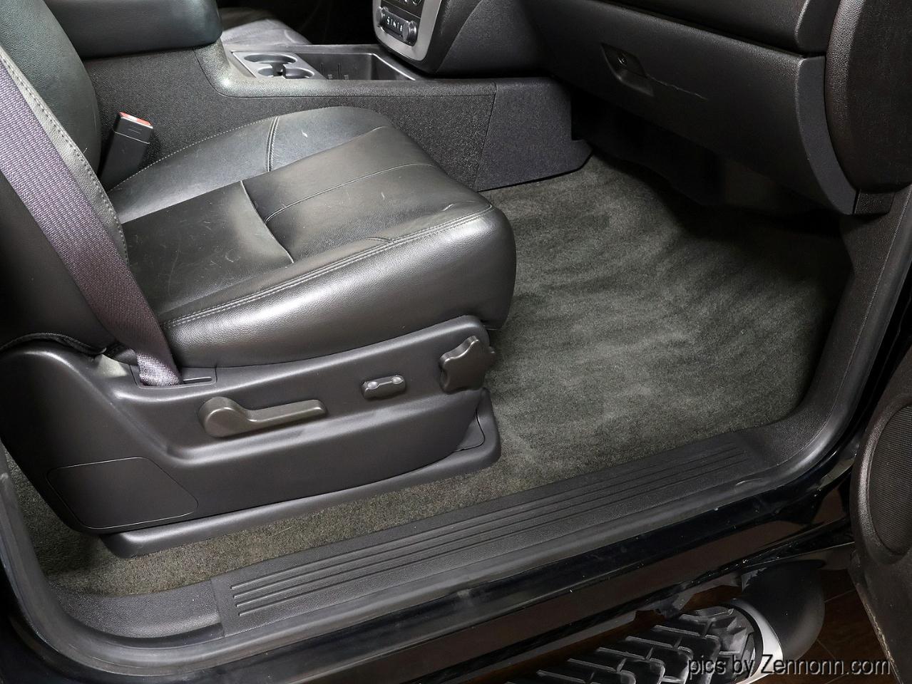 Chevrolet Avalanche  2013