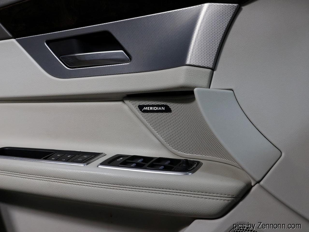 Jaguar XF Sedan 25t Prestige AWD 2020