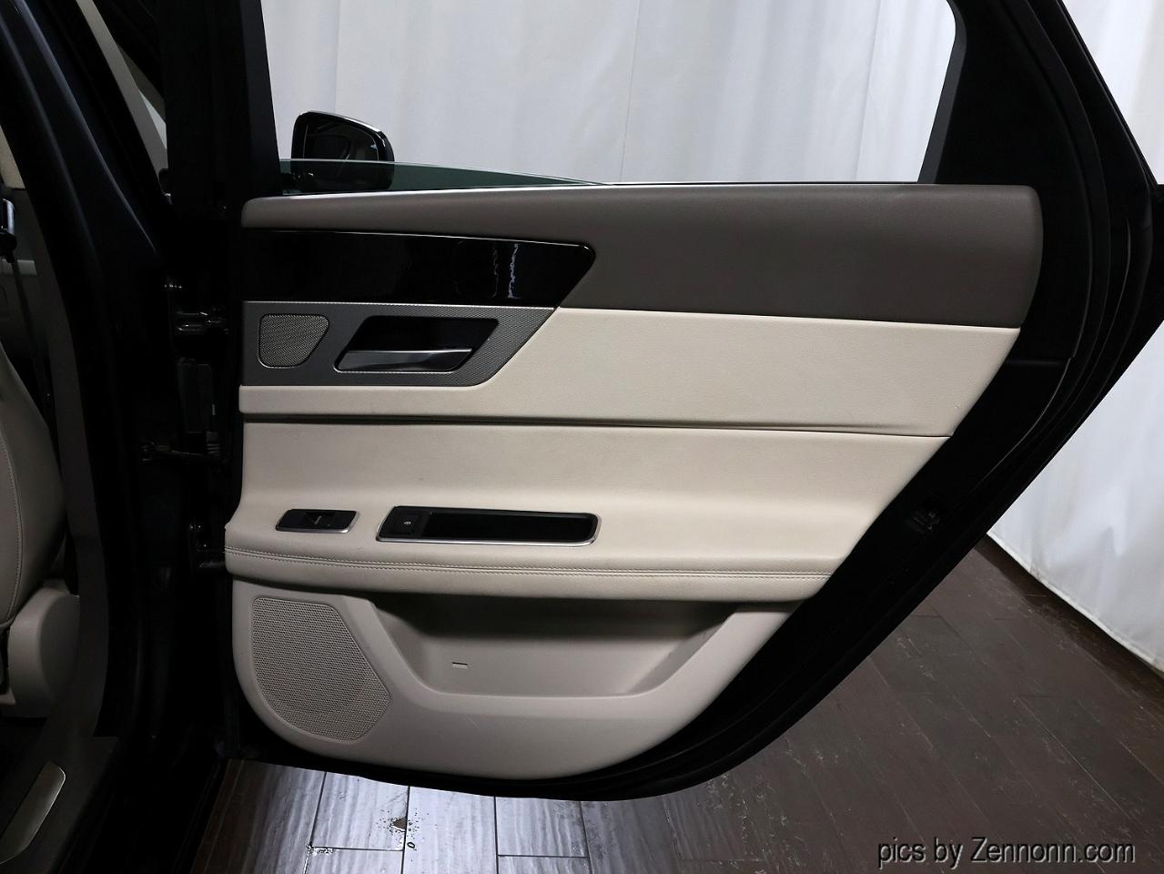 Jaguar XF Sedan 25t Prestige AWD 2020