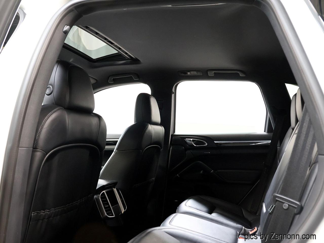 Porsche Cayenne AWD 2018