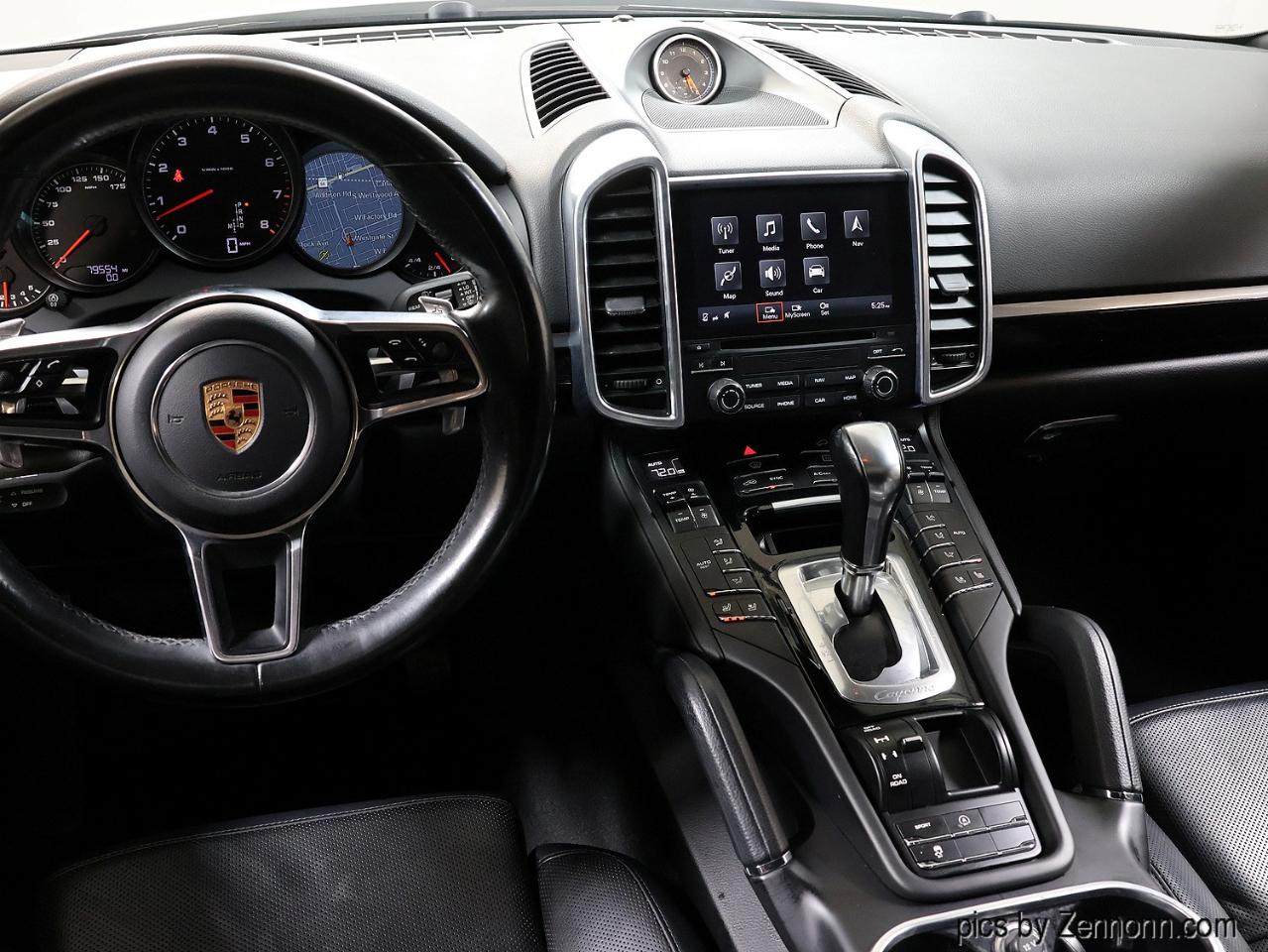 Porsche Cayenne AWD 2018