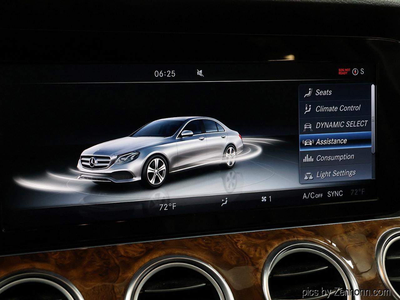 Mercedes-Benz E-Class E 300 Sport 4MATIC Sedan 2017