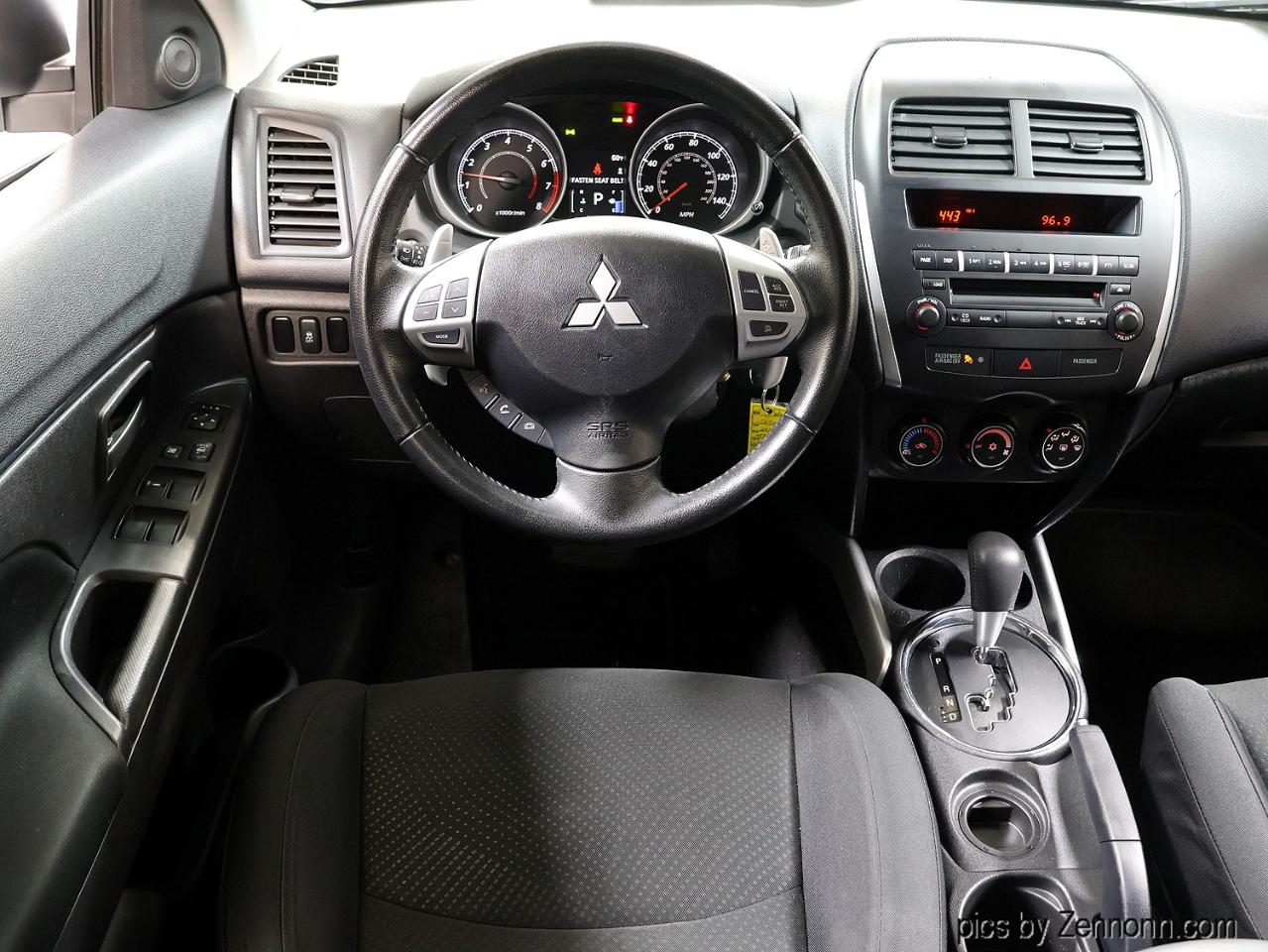 Mitsubishi Outlander Sport  2013