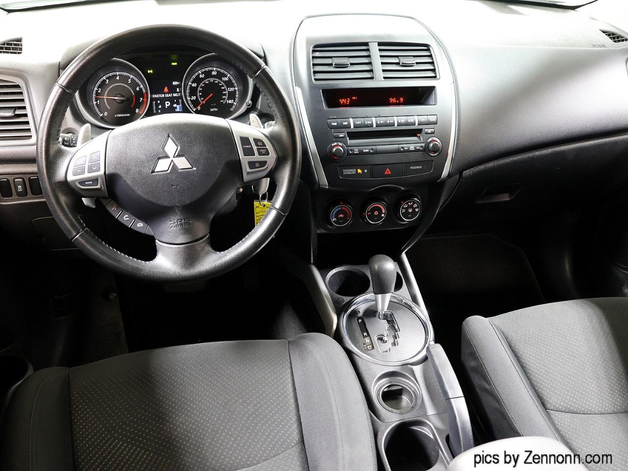 Mitsubishi Outlander Sport  2013