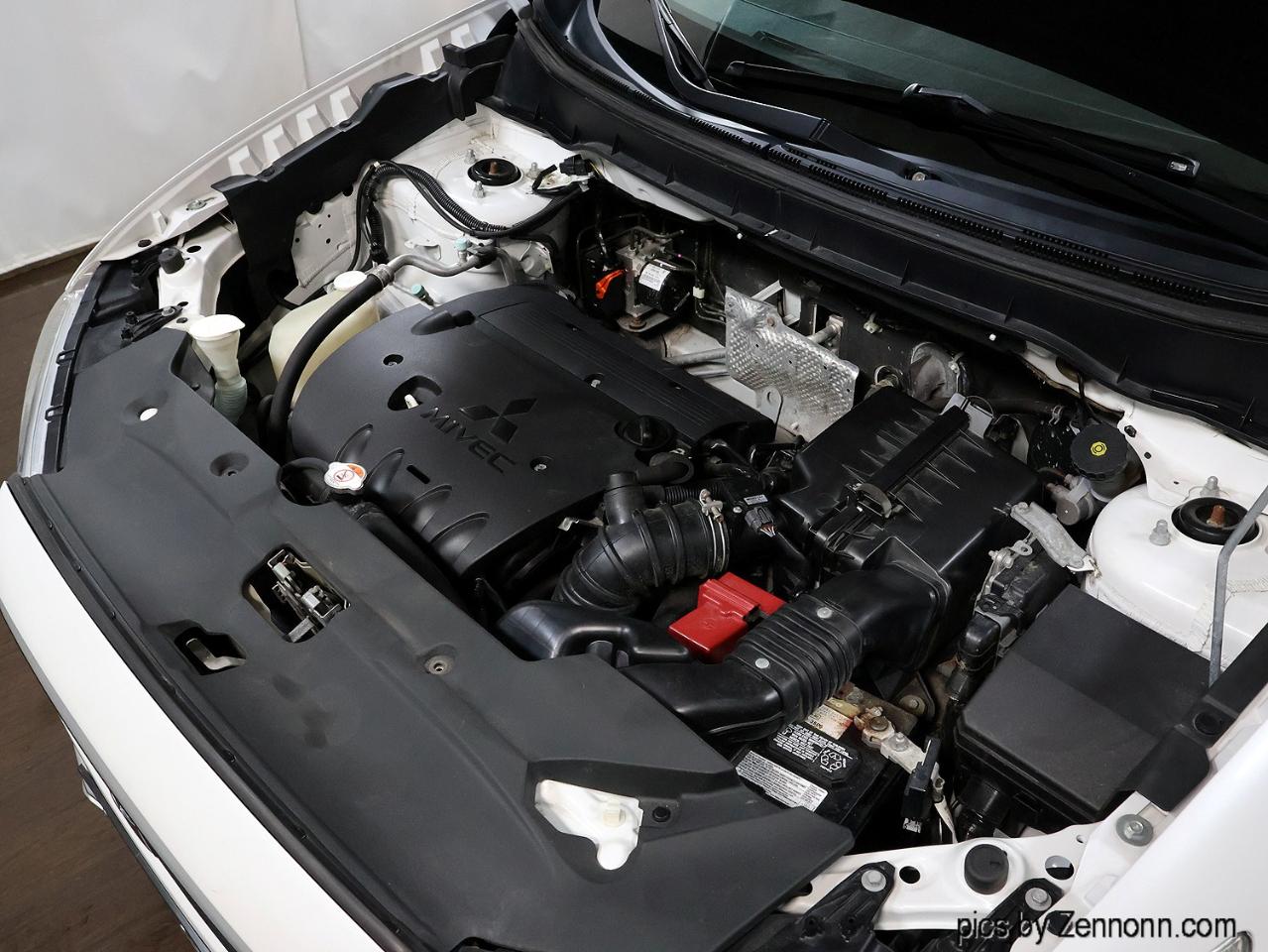 Mitsubishi Outlander Sport  2013