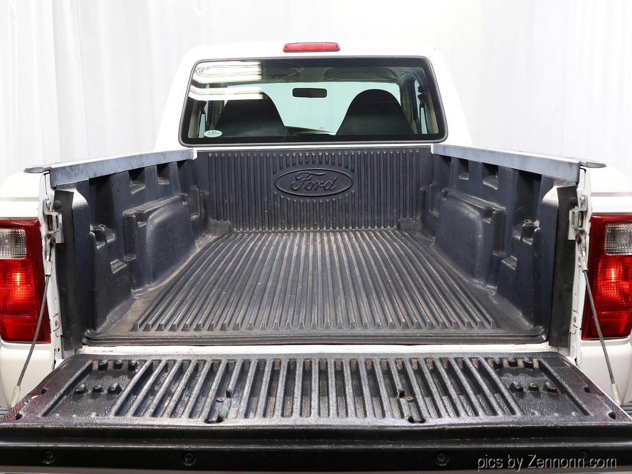 Ford Ranger 2dr Supercab 4.0L XLT Value 4WD 2003