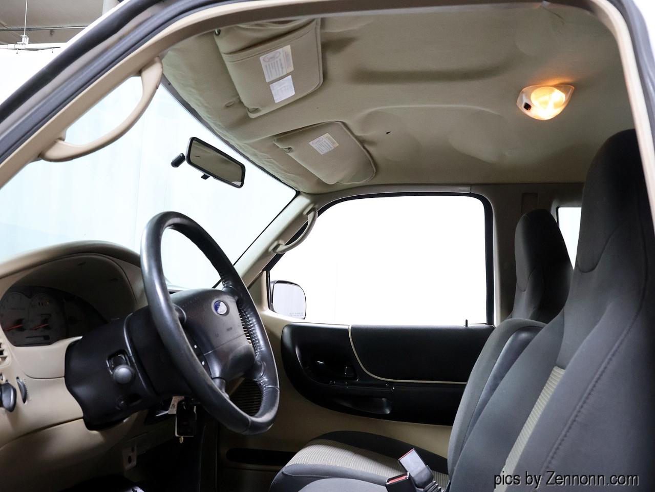 Ford Ranger 2dr Supercab 4.0L XLT Value 4WD 2003