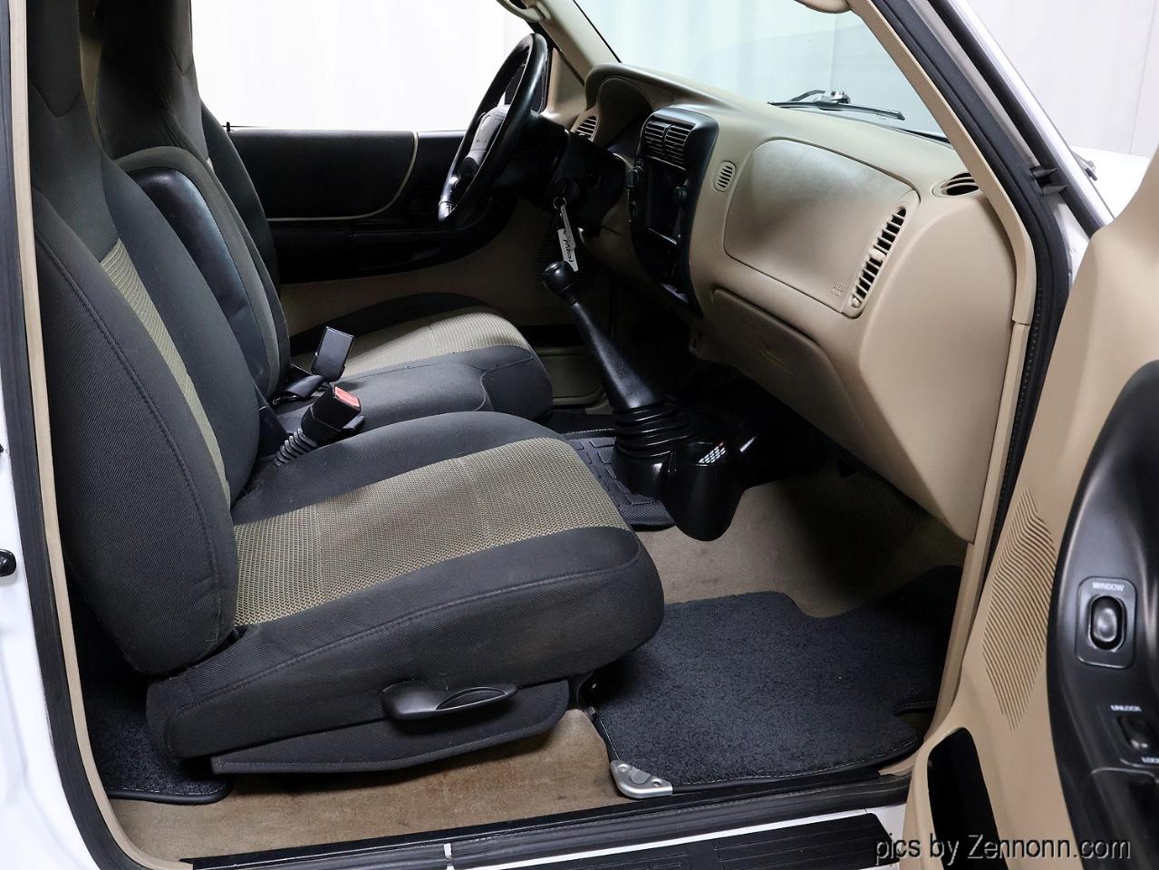 Ford Ranger 2dr Supercab 4.0L XLT Value 4WD 2003