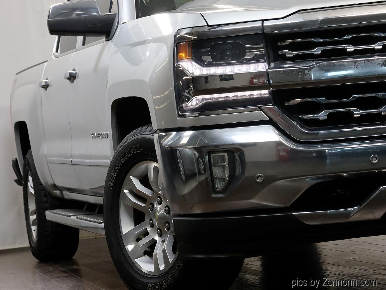 Chevrolet Silverado 1500 4WD Crew Cab 143.5" LTZ w/1LZ 2017