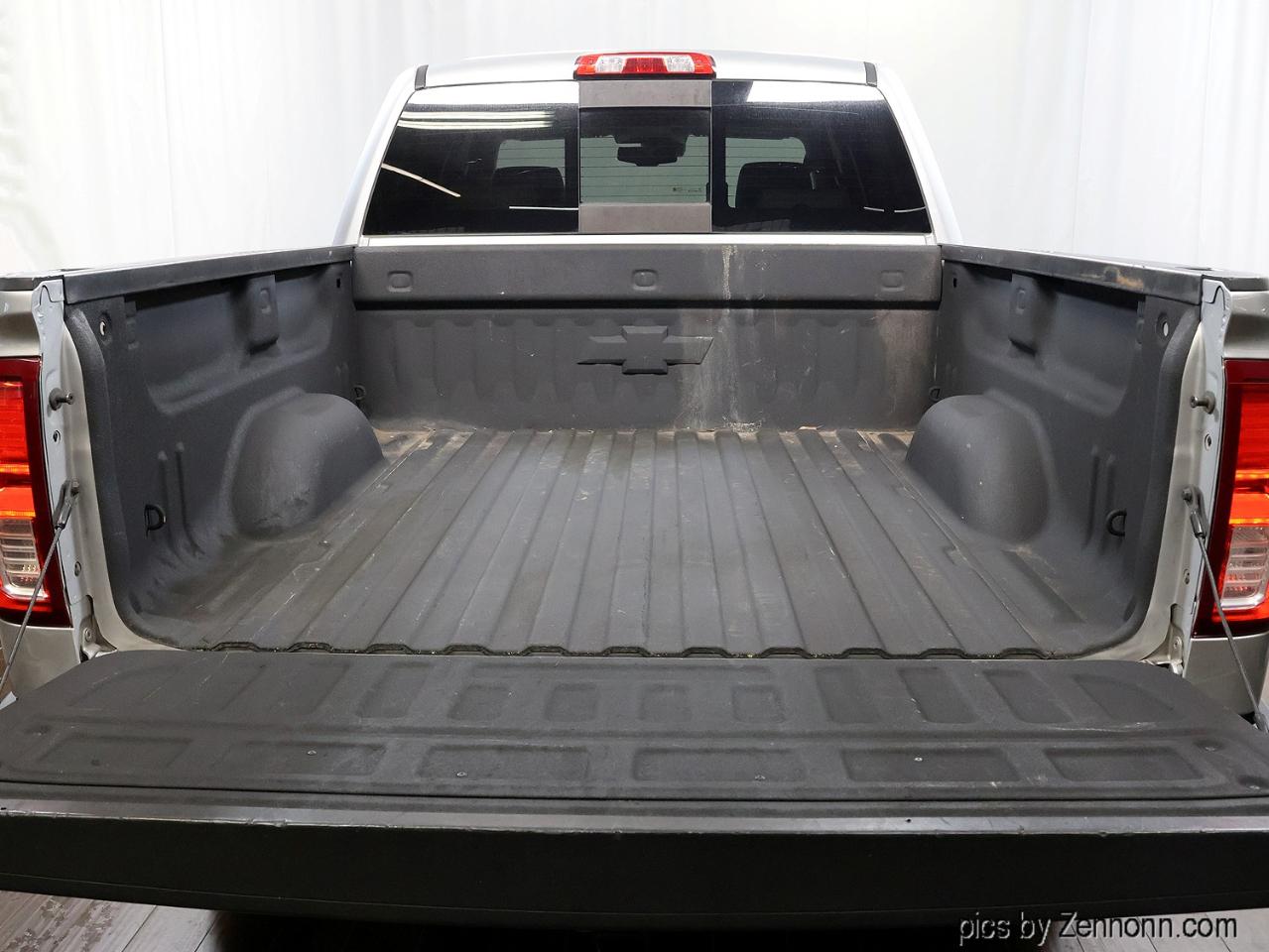 Chevrolet Silverado 1500 4WD Crew Cab 143.5" LTZ w/1LZ 2017