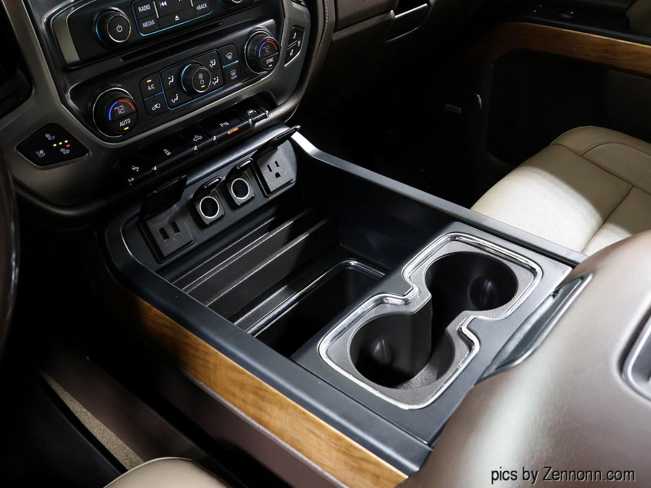 Chevrolet Silverado 1500 4WD Crew Cab 143.5" LTZ w/1LZ 2017