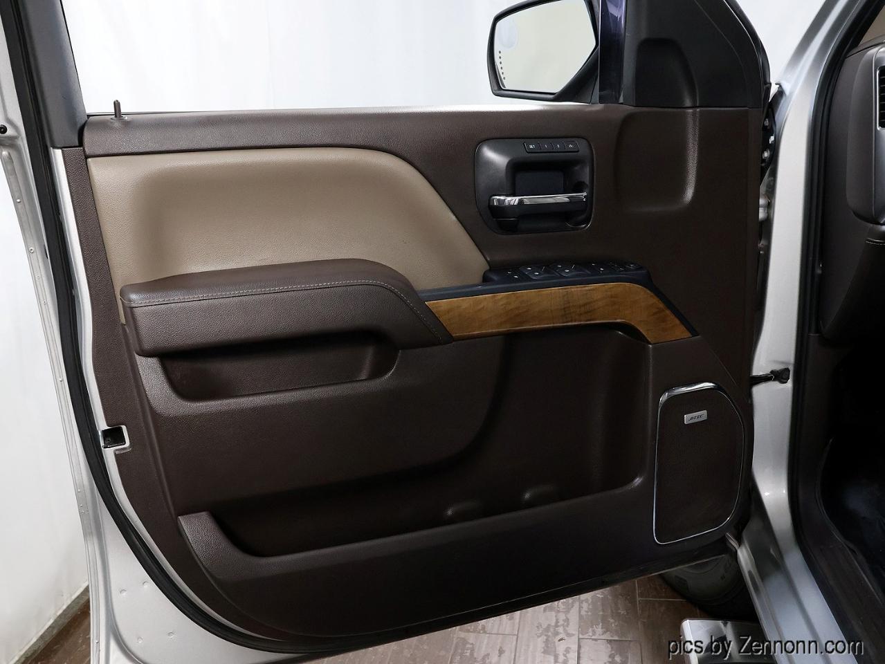 Chevrolet Silverado 1500 4WD Crew Cab 143.5" LTZ w/1LZ 2017