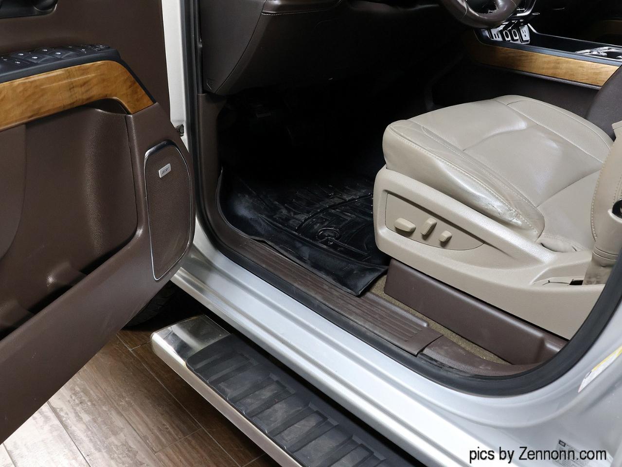 Chevrolet Silverado 1500 4WD Crew Cab 143.5" LTZ w/1LZ 2017