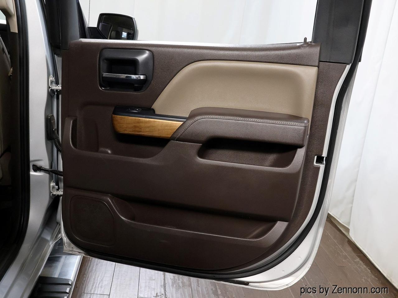 Chevrolet Silverado 1500 4WD Crew Cab 143.5" LTZ w/1LZ 2017