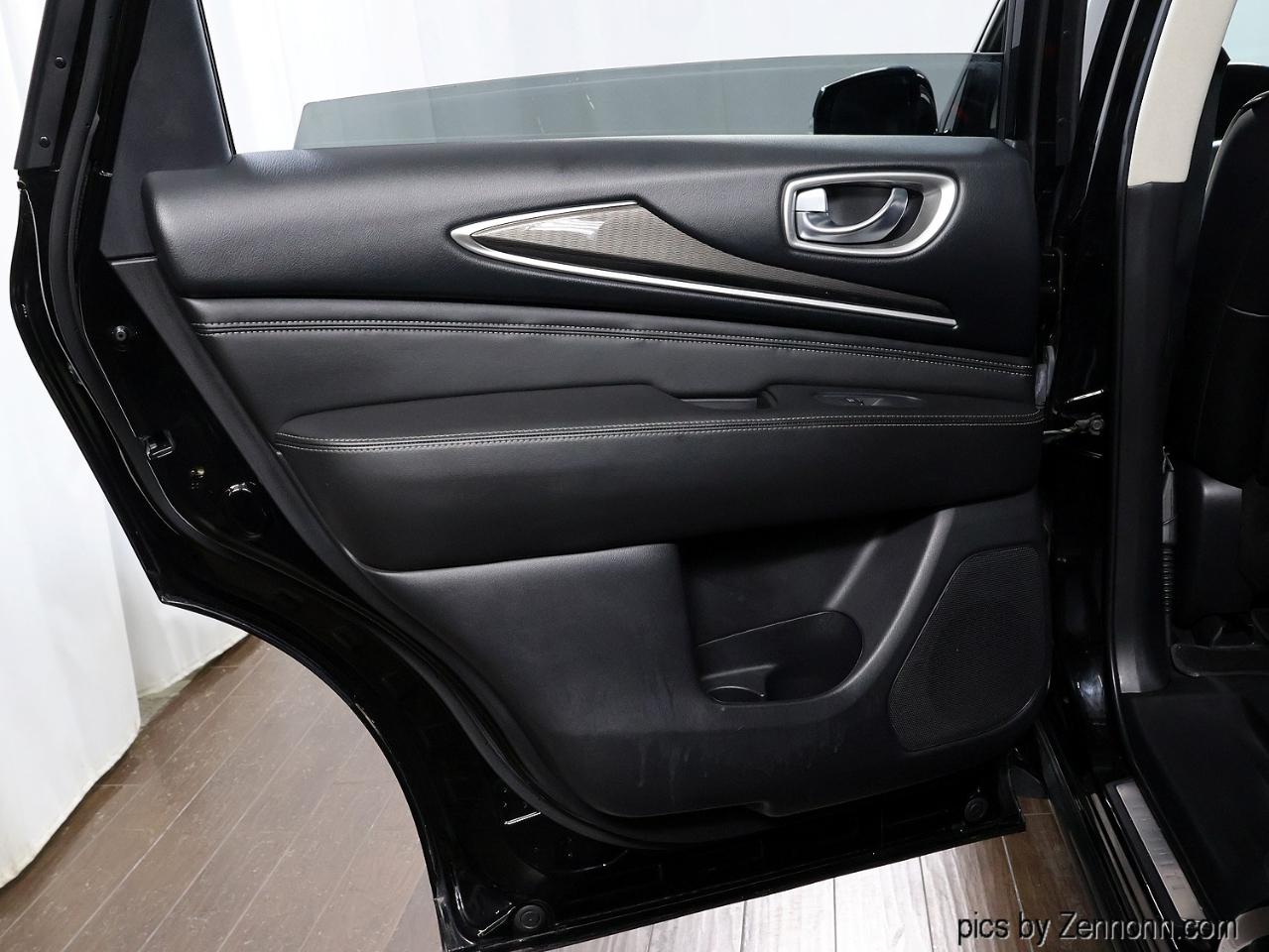 Infiniti QX60 LUXE AWD 2019
