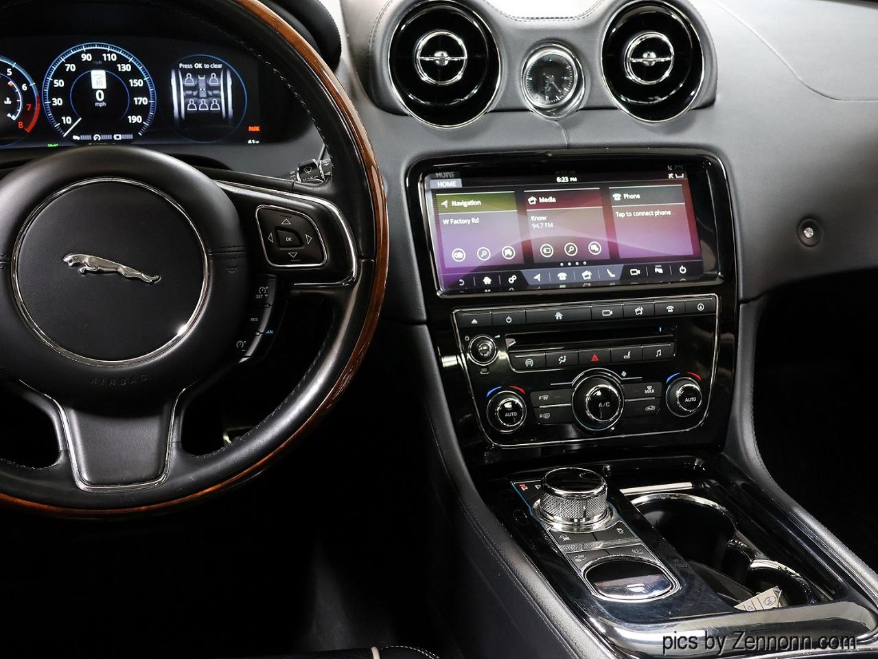 Jaguar XJ XJ R-Sport AWD 2018