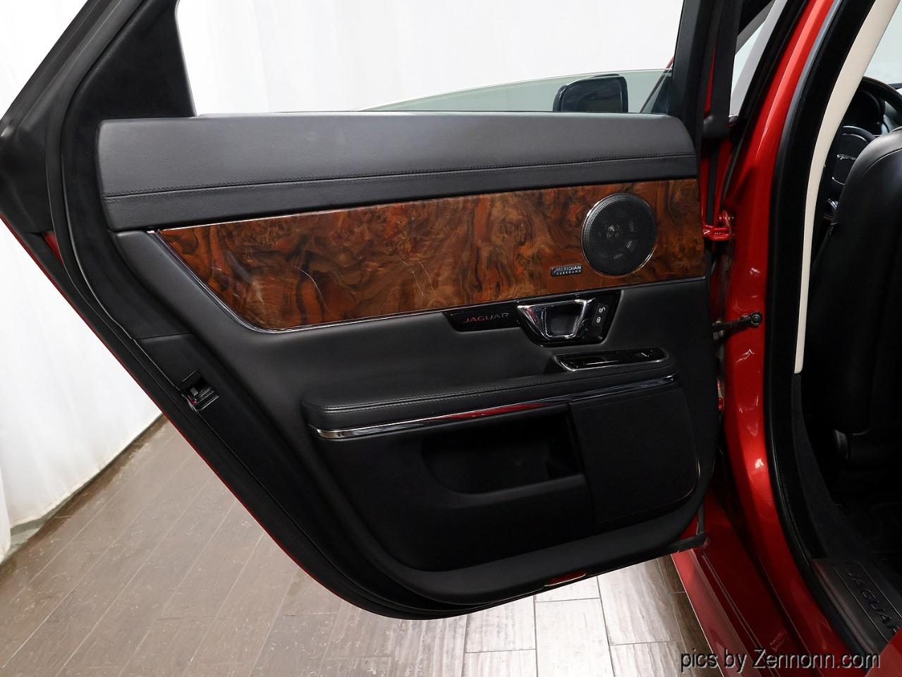 Jaguar XJ XJ R-Sport AWD 2018