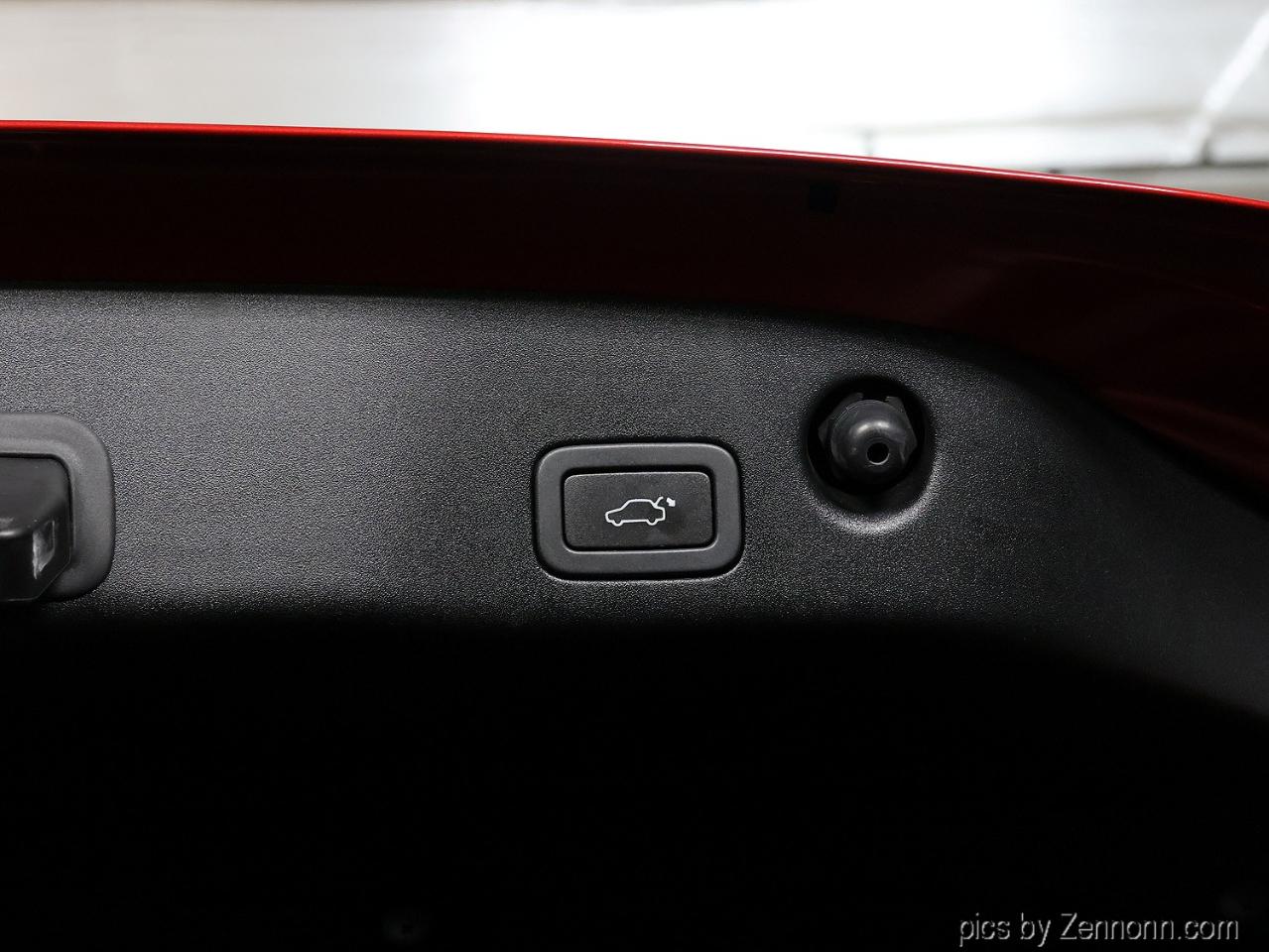 Jaguar XJ XJ R-Sport AWD 2018