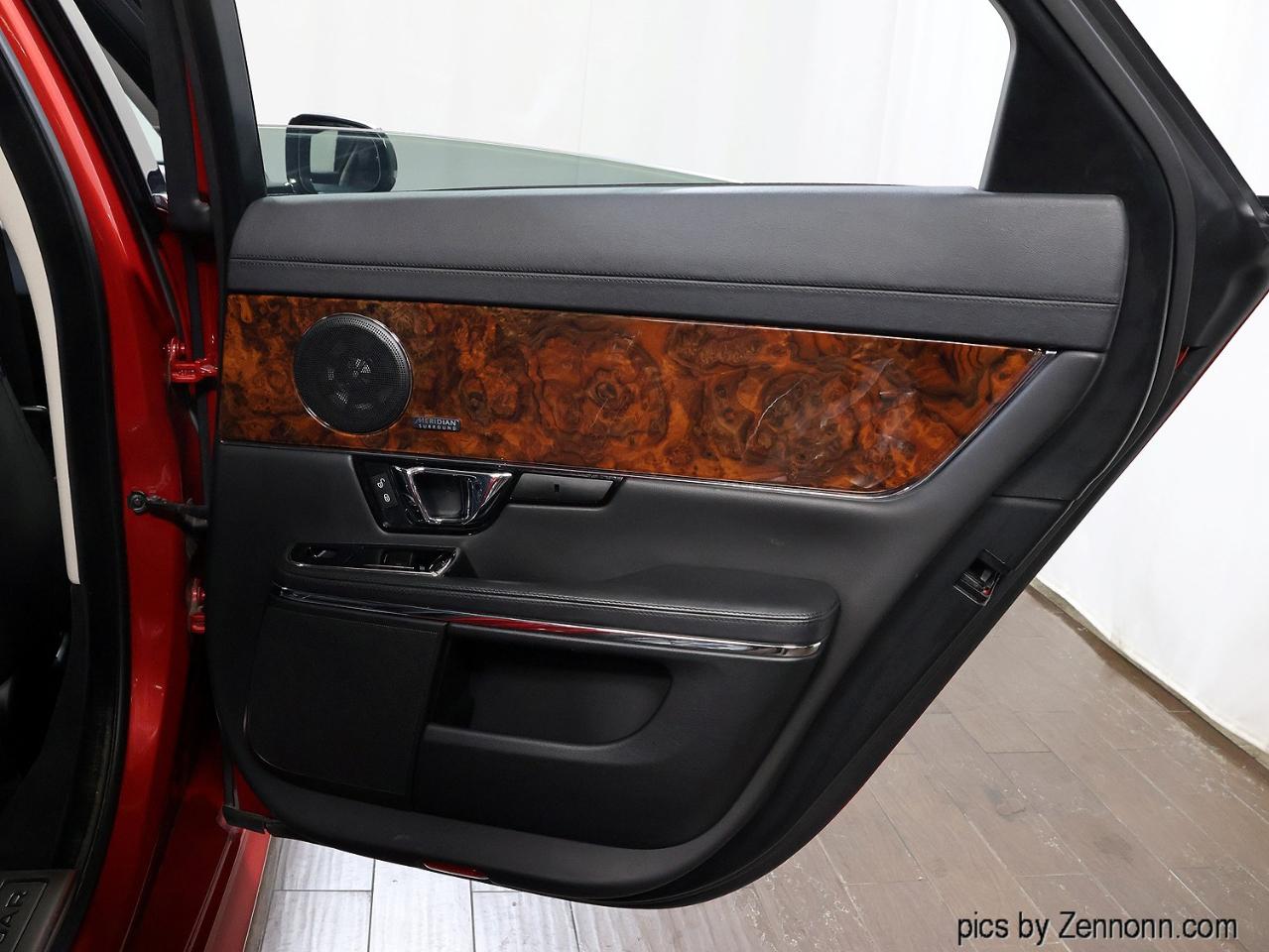 Jaguar XJ XJ R-Sport AWD 2018