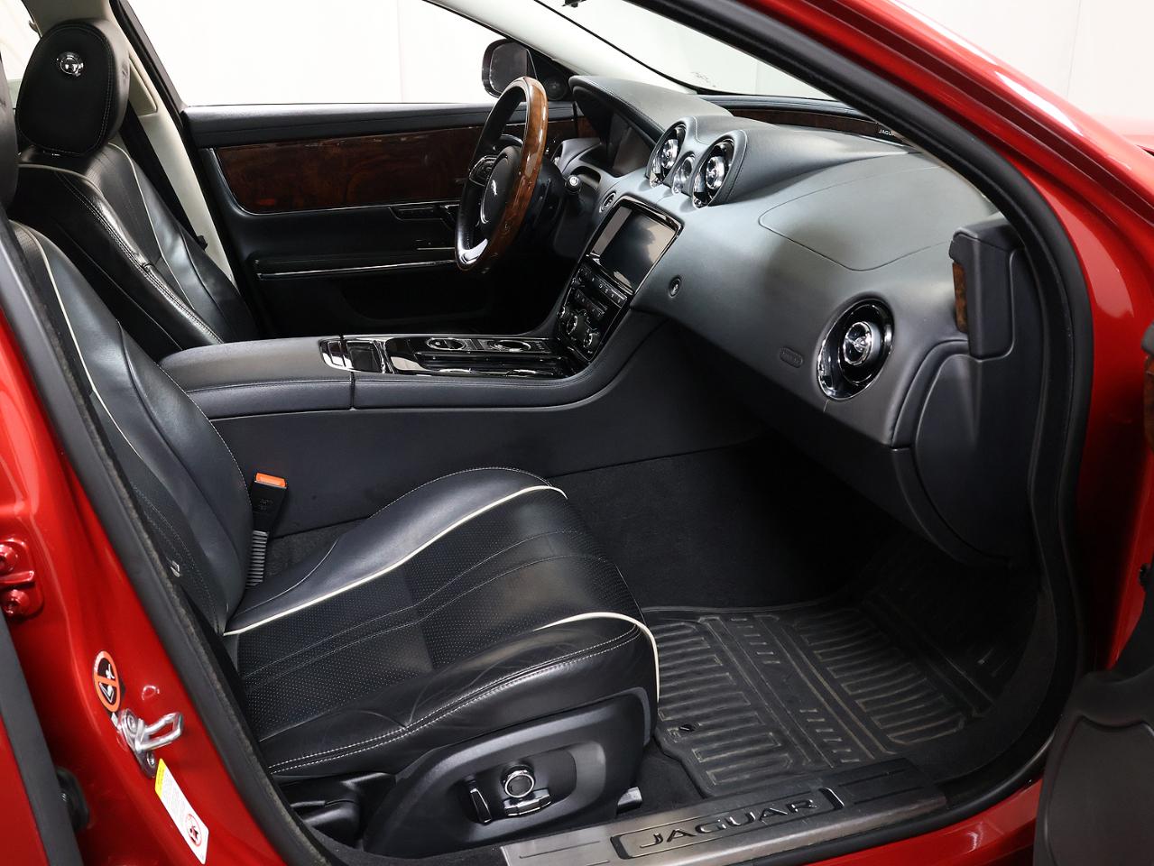 Jaguar XJ XJ R-Sport AWD 2018