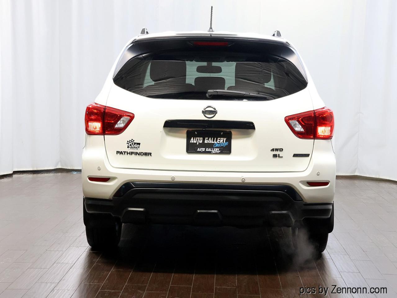 Nissan Pathfinder 4x4 SL 2018