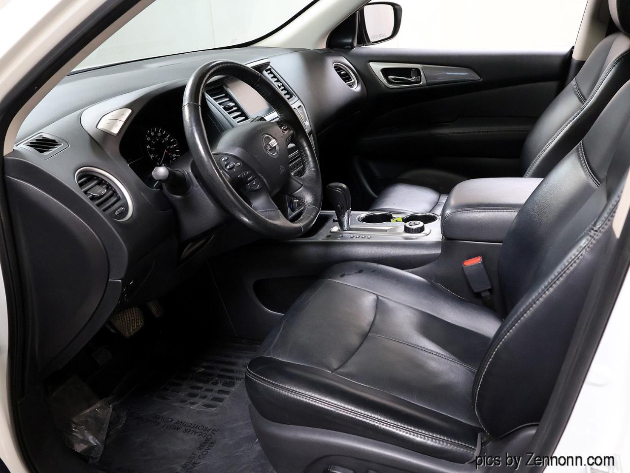 Nissan Pathfinder 4x4 SL 2018