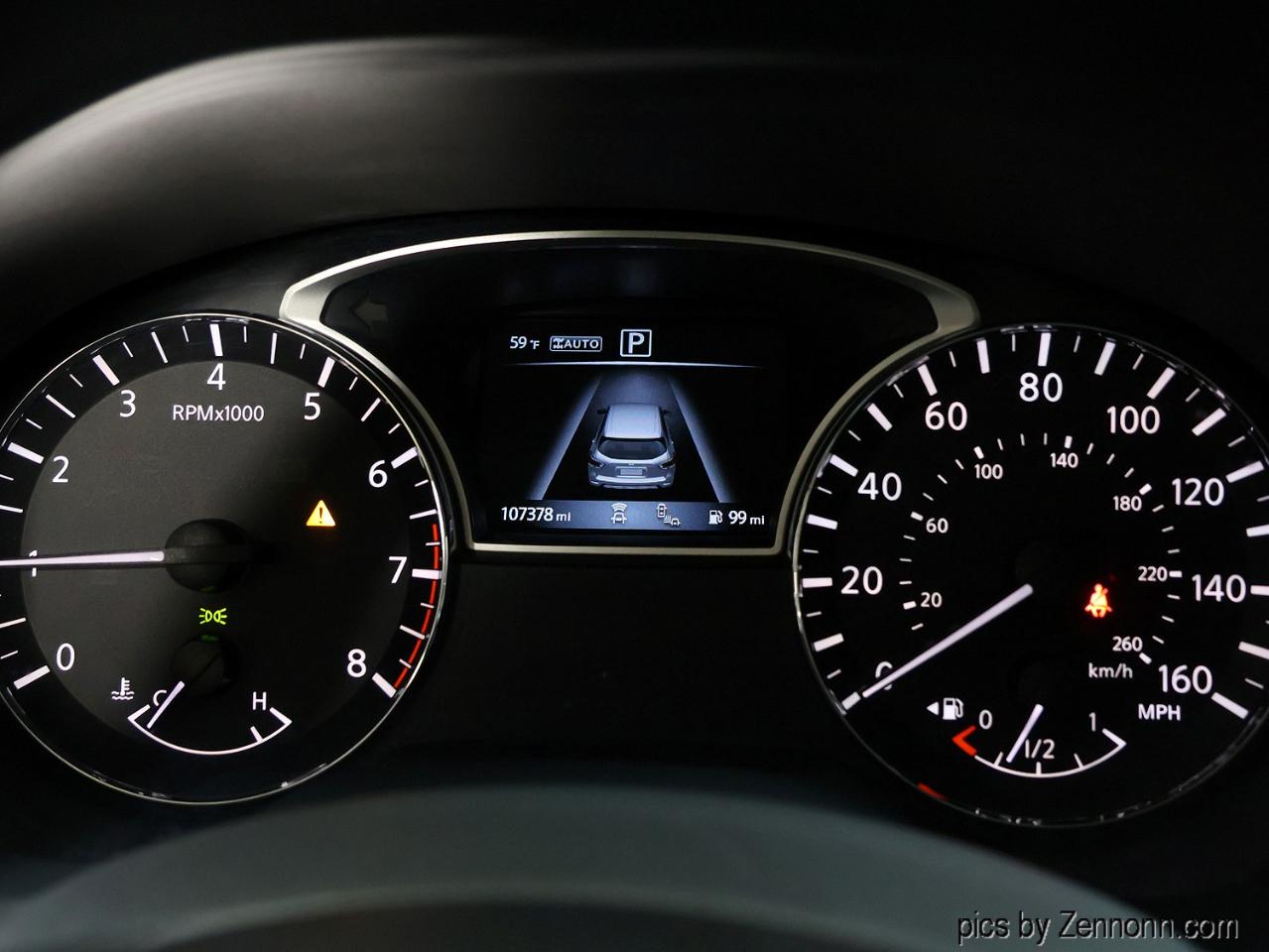 Nissan Pathfinder 4x4 SL 2018