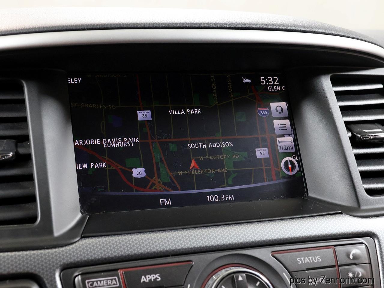 Nissan Pathfinder 4x4 SL 2018