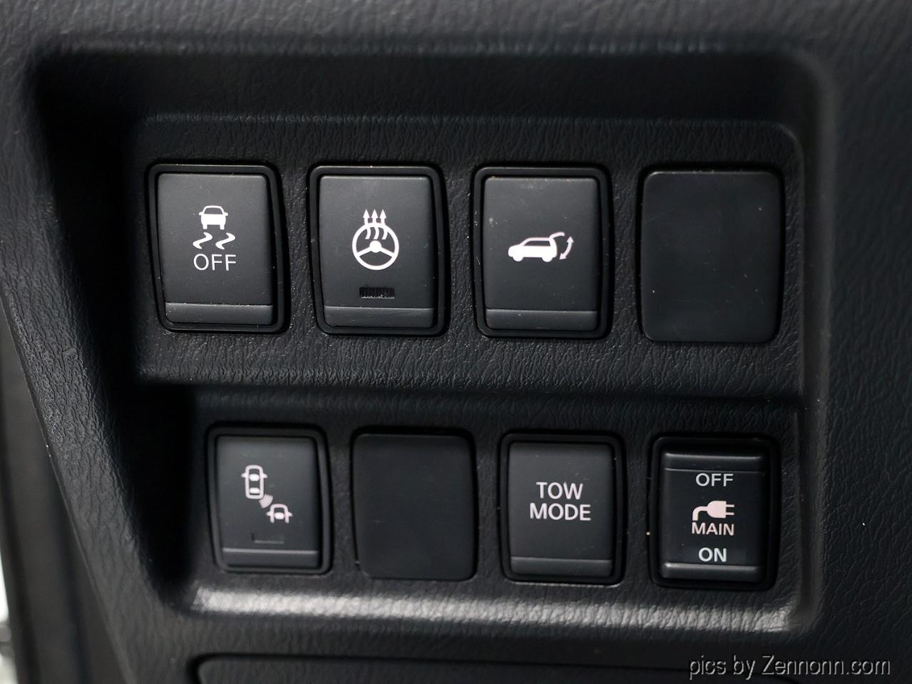 Nissan Pathfinder 4x4 SL 2018