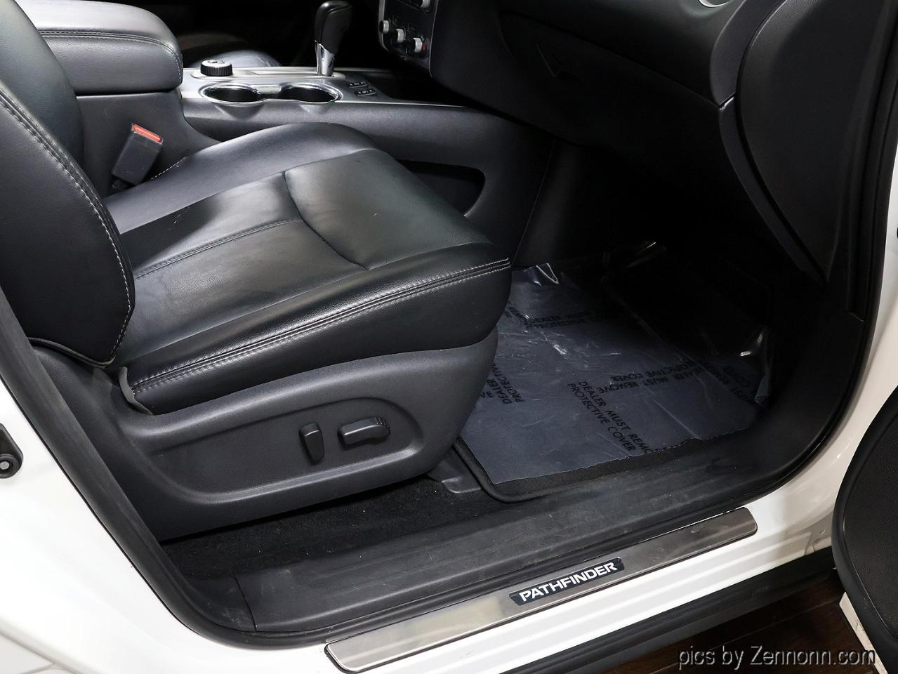 Nissan Pathfinder 4x4 SL 2018