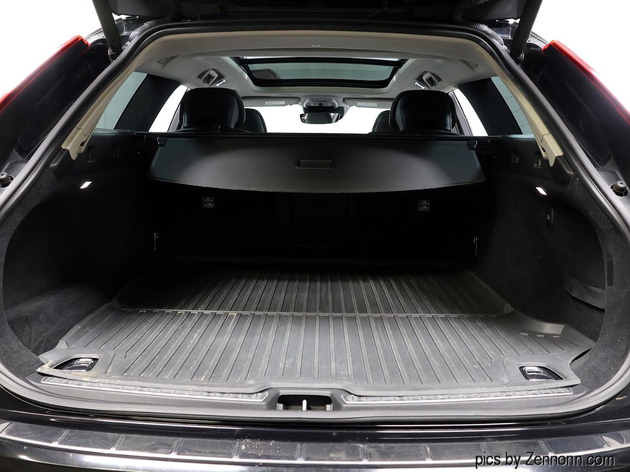 Volvo V90 Cross Country T6 AWD 2020