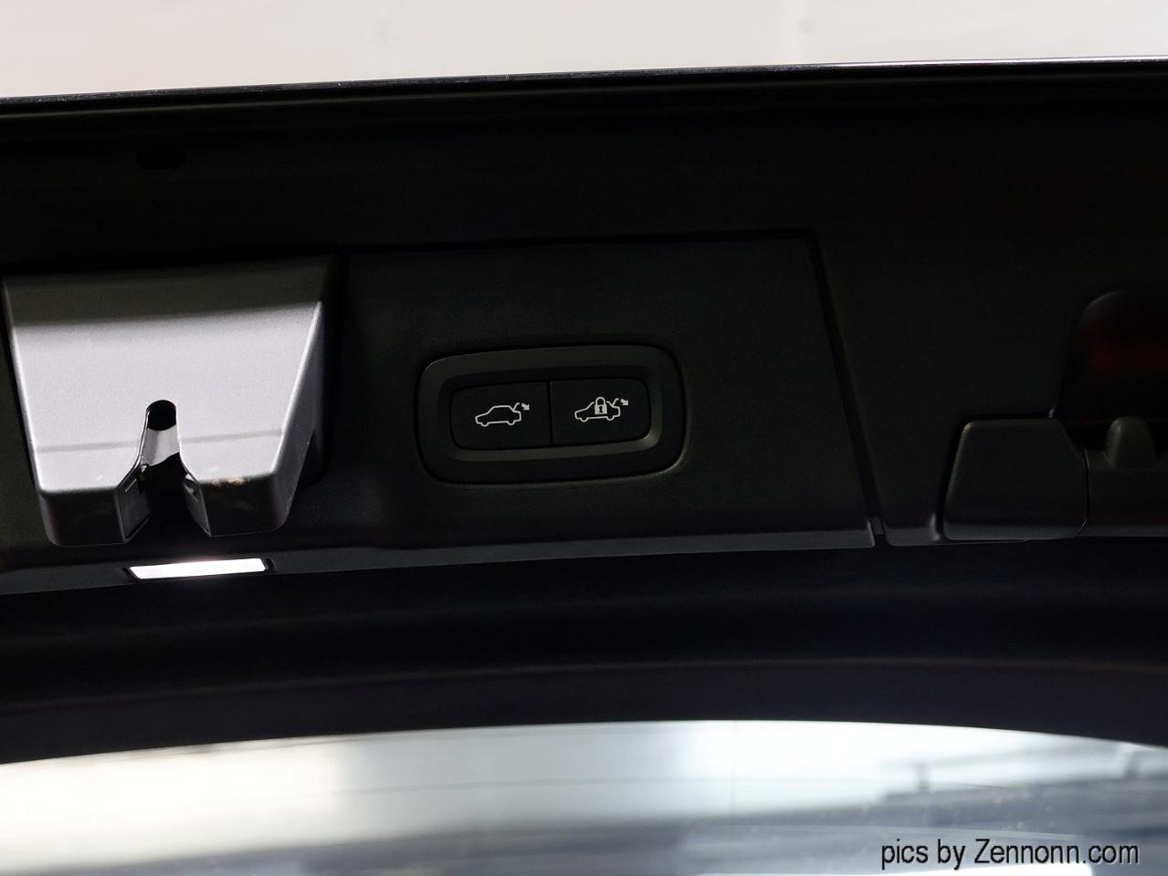 Volvo V90 Cross Country T6 AWD 2020