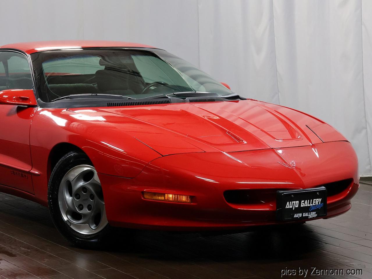 Pontiac Firebird 2dr Coupe Firebird Hatchback 1993