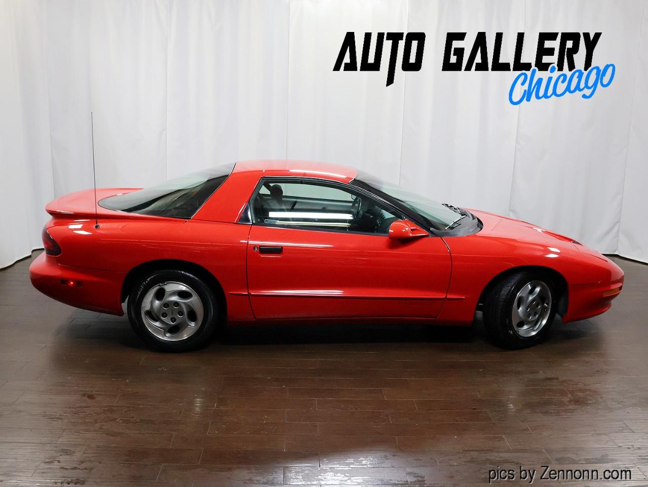 Pontiac Firebird 2dr Coupe Firebird Hatchback 1993