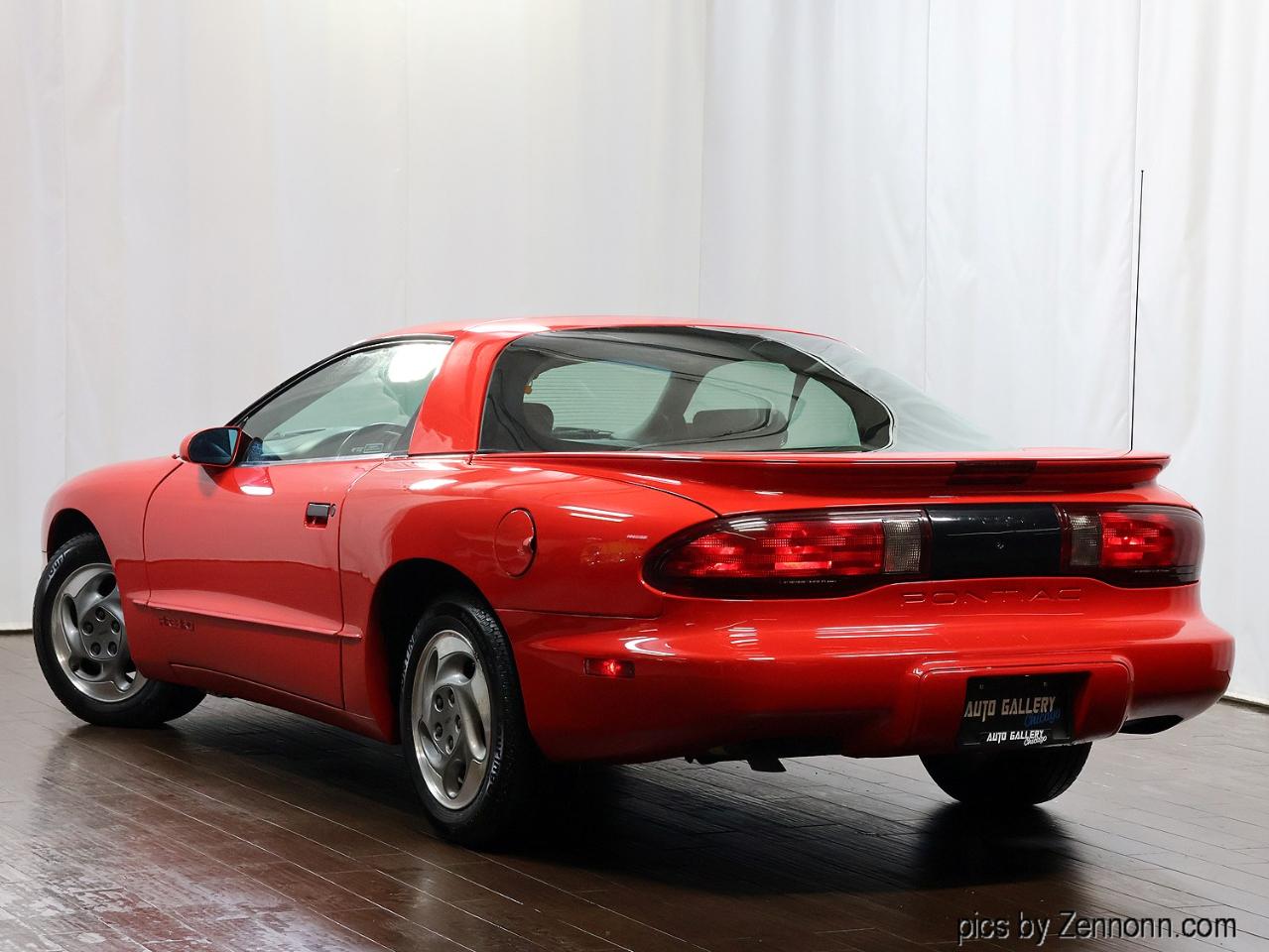 Pontiac Firebird 2dr Coupe Firebird Hatchback 1993