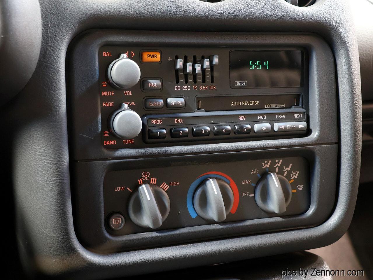 Pontiac Firebird 2dr Coupe Firebird Hatchback 1993