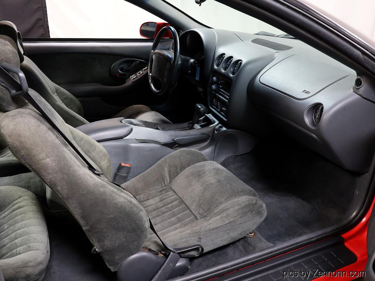 Pontiac Firebird 2dr Coupe Firebird Hatchback 1993