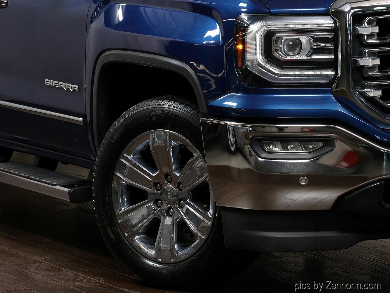 GMC Sierra 1500 4WD Crew Cab 143.5" SLT 2017