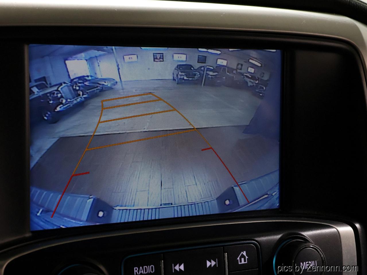 GMC Sierra 1500 4WD Crew Cab 143.5" SLT 2017