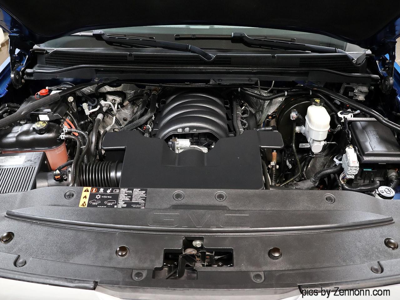 GMC Sierra 1500 4WD Crew Cab 143.5" SLT 2017