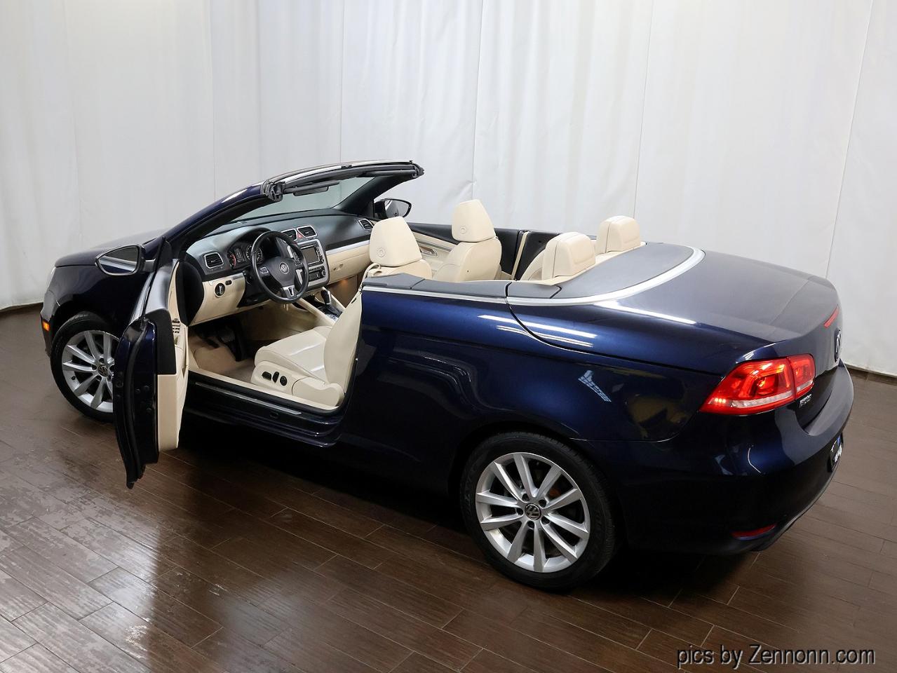 Volkswagen Eos 2dr Conv Komfort SULEV 2012