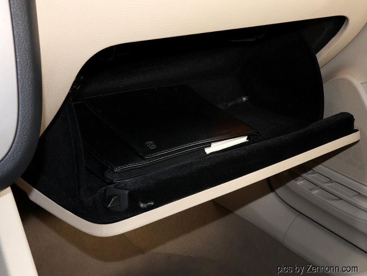 Volkswagen Eos 2dr Conv Komfort SULEV 2012