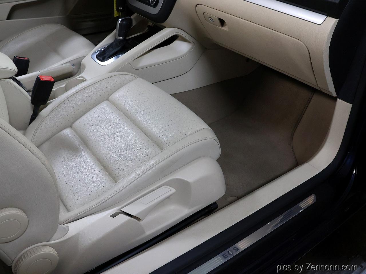 Volkswagen Eos 2dr Conv Komfort SULEV 2012