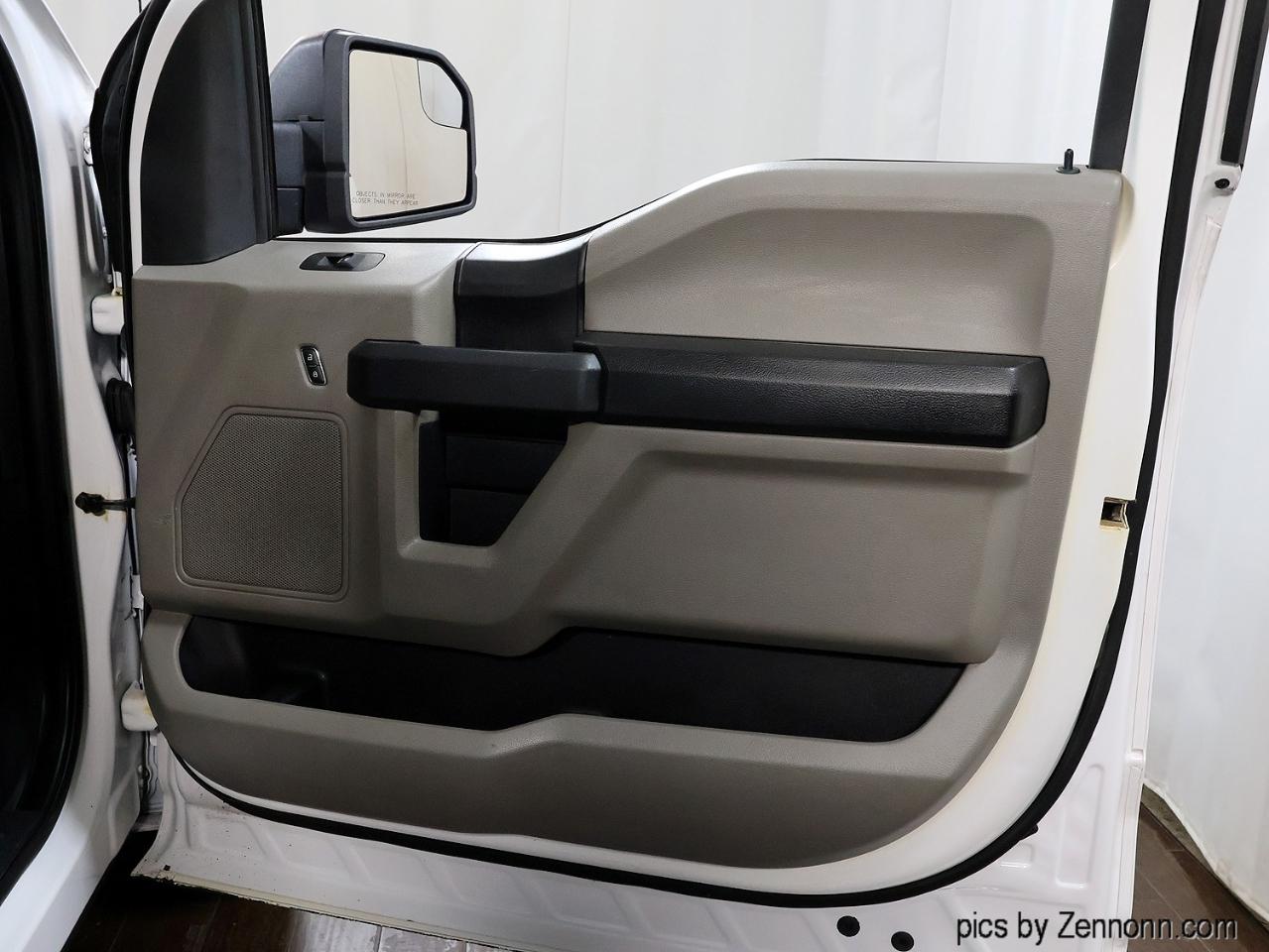 Ford F-150 4WD SuperCrew 150" XL 2020