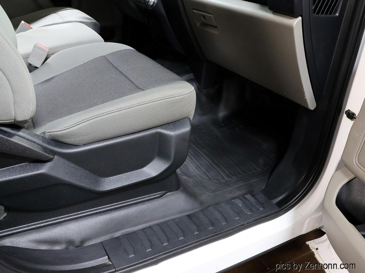 Ford F-150 4WD SuperCrew 150" XL 2020