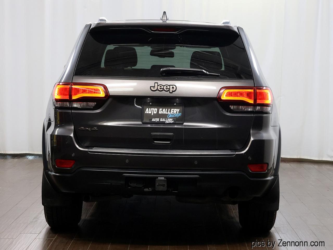 Jeep Grand Cherokee 4WD 4dr 75th Anniversary 2016