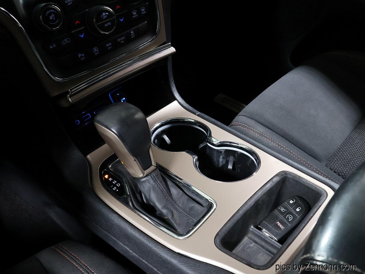 Jeep Grand Cherokee 4WD 4dr 75th Anniversary 2016