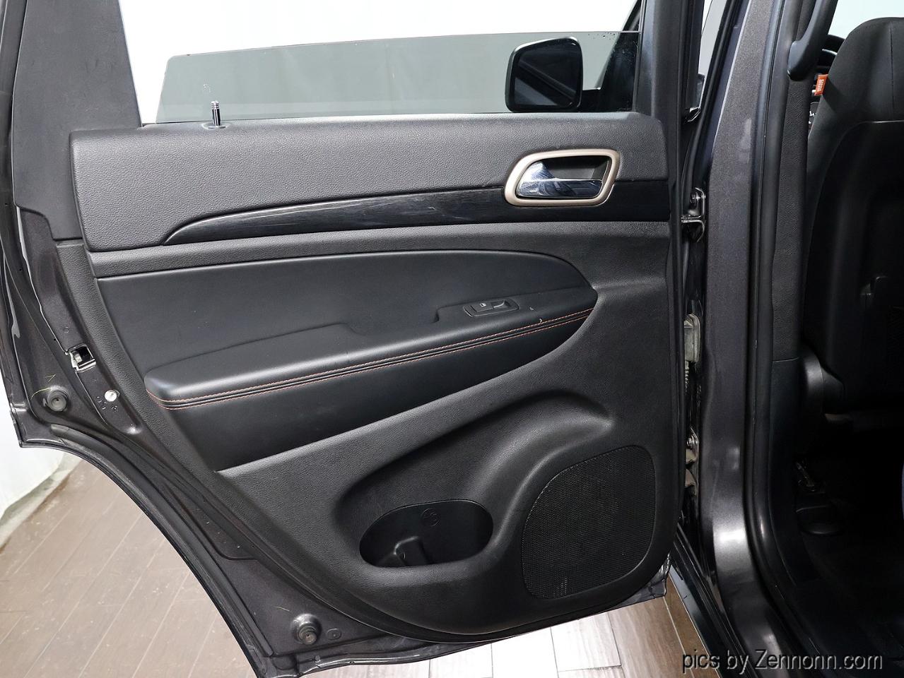 Jeep Grand Cherokee 4WD 4dr 75th Anniversary 2016