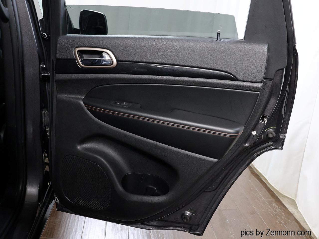 Jeep Grand Cherokee 4WD 4dr 75th Anniversary 2016